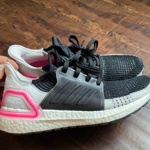 slightly worn adidas ultraboost19 ef1625